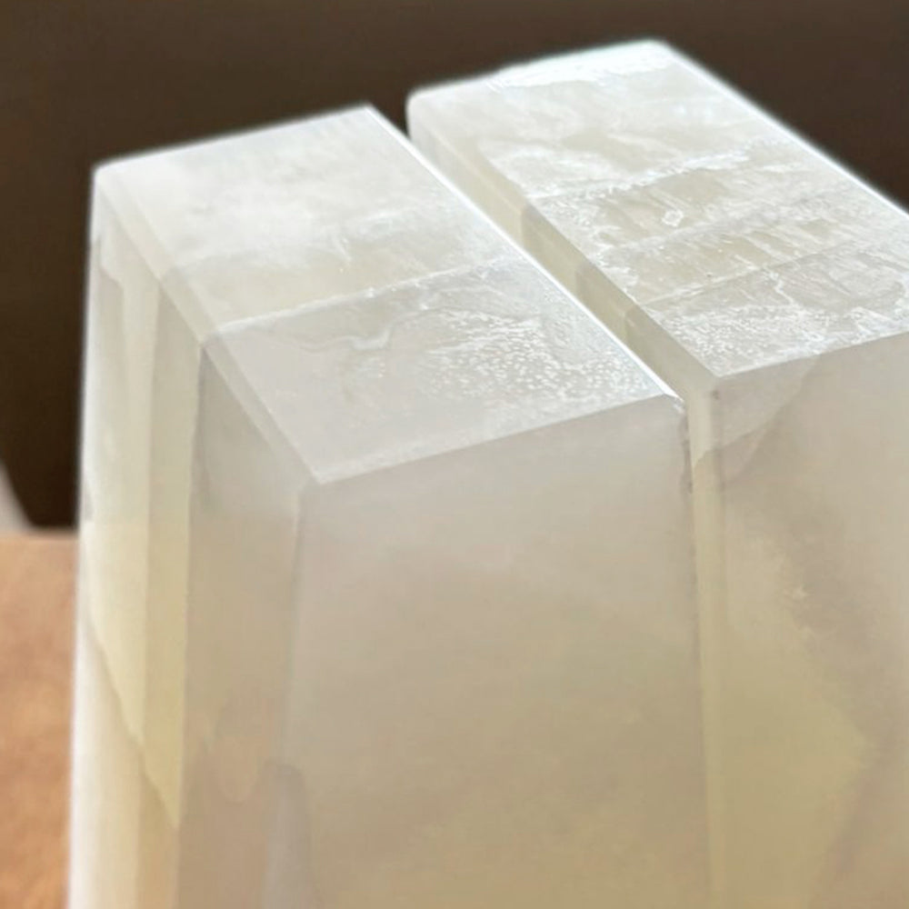 The Aurelia Bookends